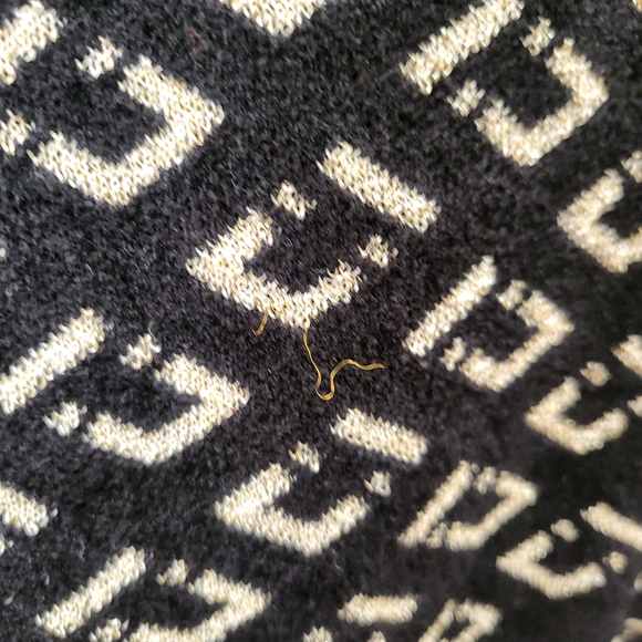 Diane von Furstenberg Duffy Collared V Neck Sweater Black Metallic Geometric Sm - Picture 11 of 12